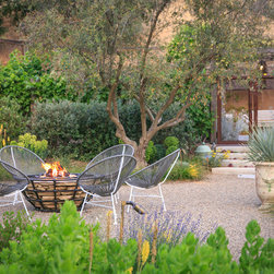 FIRE PIT DECOR - Fire Pit Accessories