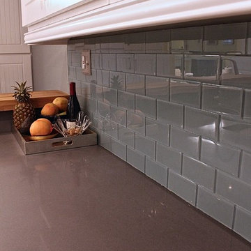 Ms. Rosalind's Chic kitchen