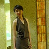 Yoojin Lee's photo