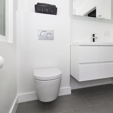 Modern new Masterbath construction in Glendora
