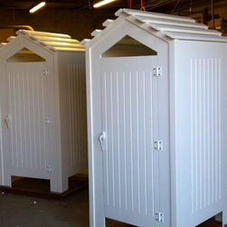 Outdoor Shower Enclosures - Outdoor Showers