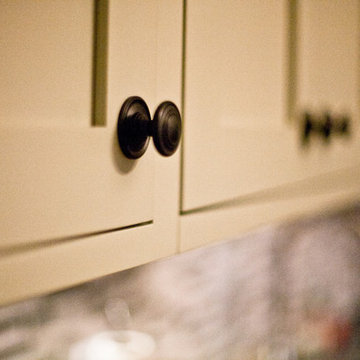 Avenues Kitchen