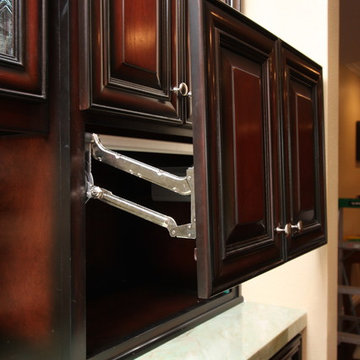Magnificent 2-tone Cherry Finish Kitchen