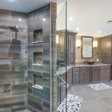 Grand Master Bathroom