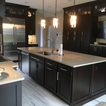 Modern Kitchen- Davenport, Iowa