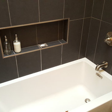 Stilwell Contemporary Bathrooms