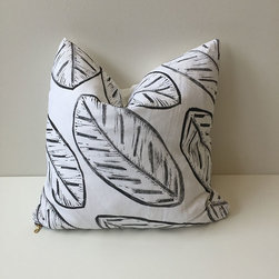 Leaves in Charcoal on White Belgian Linen - Decorative Pillows