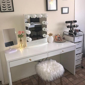 Hollywood Glow Vanity Mirror, Glossy White