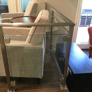 Stainless Steel and Glass Panel Railing