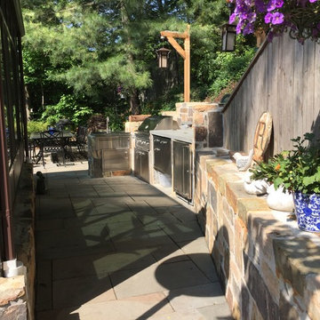 Outdoor Kitchens/ Firepits