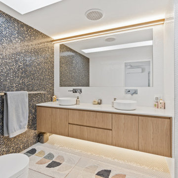 Lancelin Drive, Mermaid Waters