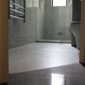 Internal Update Bathrooms & Kitchen