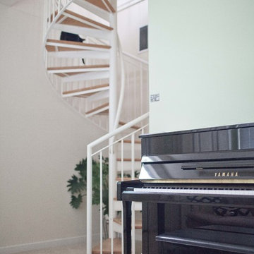 A Modern Townhouse with Traditional Reference