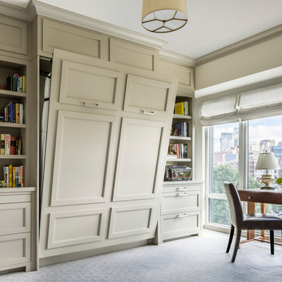Example of a transitional home design design in Boston