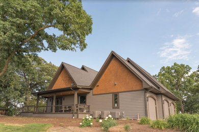 Exterior home idea in Nashville