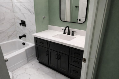 Bathroom - cottage bathroom idea in Oklahoma City