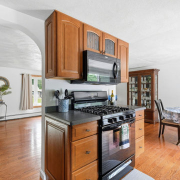 Carver, MA Staged & sold quickly OVER ASKING Price