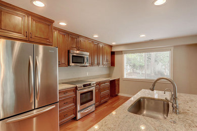 Elegant kitchen photo in Seattle