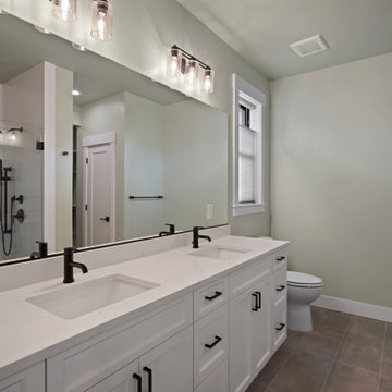 Modern Craftsman in Outcrop, Bend, OR