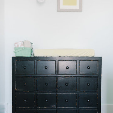 Modern Simple Nursery by DesignLovesDetail.com