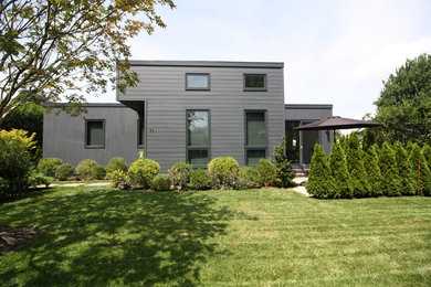 Example of an exterior home design in New York