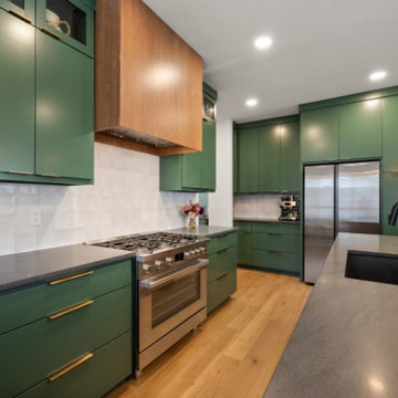 Streamlined Cooking Zone with Statement Details