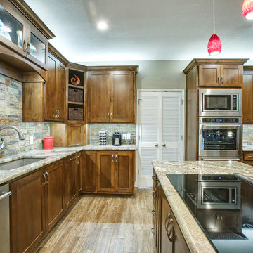 A Closed-off 1980’s Home Gets a Bigger, Brighter Look