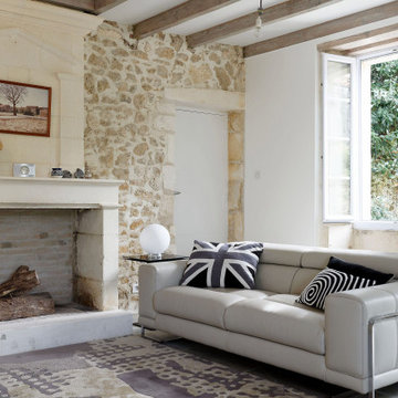VIlla contemporaine dans un corps maison charentaise