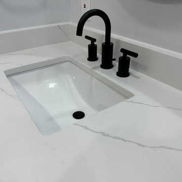 Fairfax Bath - Black and White Theme