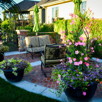 Corner lot Courtyard