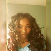 Lady's photo