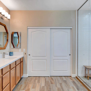 Master Bathroom at Gusty Sands