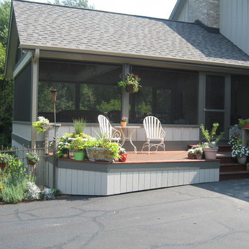 Exterior view of addition to screen porch.