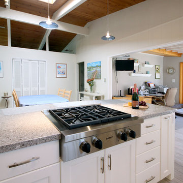 Cheerful Kitchen