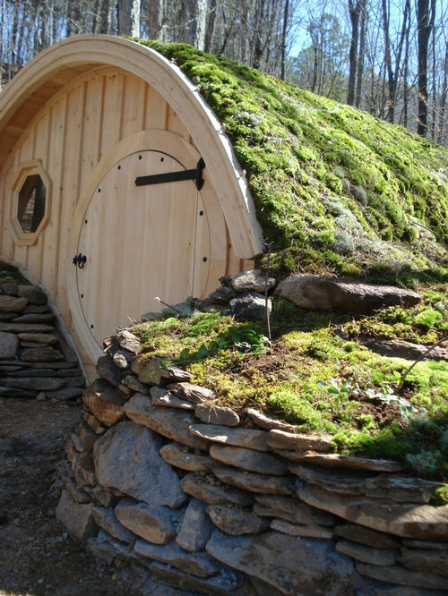 2014 Hobbit Hole Cottage