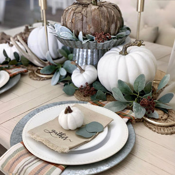 Hip Holiday Tablescape