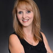 Denise Booth McLartys foto