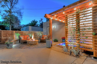This is an example of a porch design in Denver.