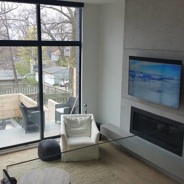 Modern Breeze at the Beaches