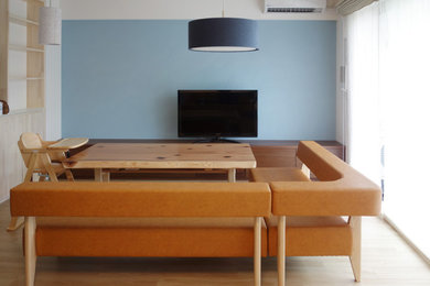 This is an example of a scandinavian home design in Osaka.