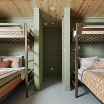 Lake Superior Shorehouse