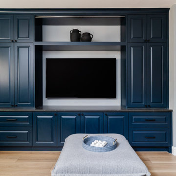 The Steel Blue Lounge | Family Flex Space