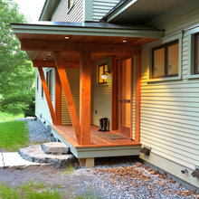 FRONT OF HOUSE