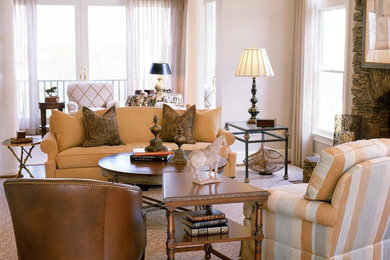 Living room - traditional living room idea in DC Metro