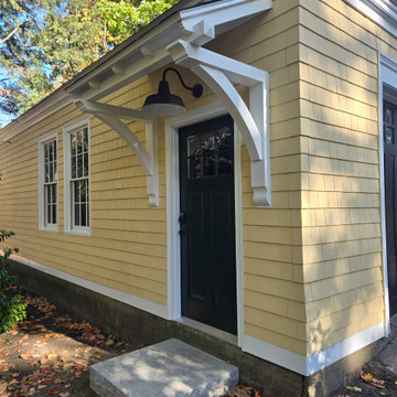 Small Covered Entry