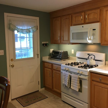 Updates small kitchen