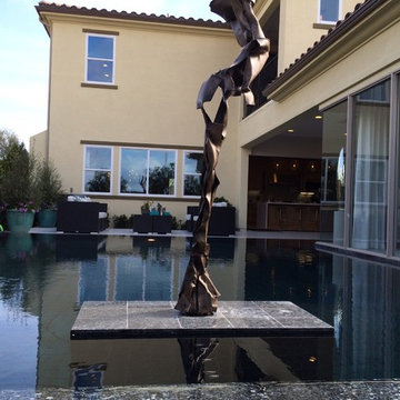 Custom Swimming Pools