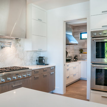 North Burnaby - Contemporary Comfort