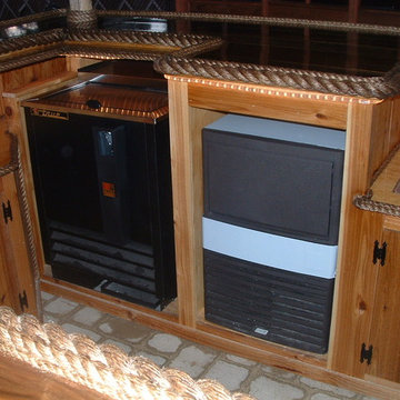 SaddleBrook NJ-10x10 Tiki Bar