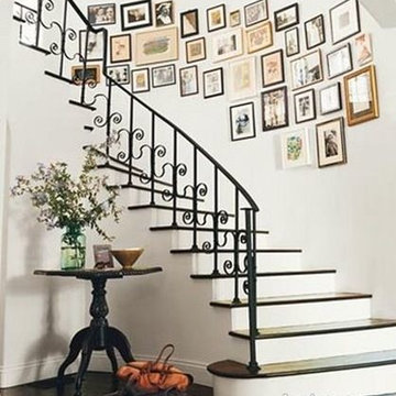 staircase wall decorating ideas